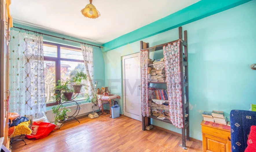 Уникална триетажна къща, разположена в центъра на град Каварна. -  - снимка 17 - Имоти Премиер