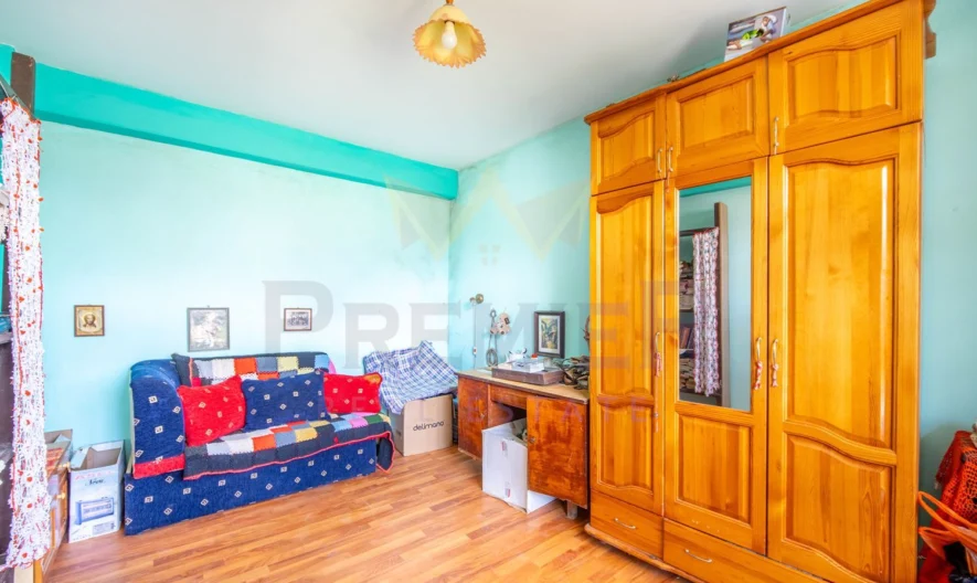 Уникална триетажна къща, разположена в центъра на град Каварна. -  - снимка 20 - Имоти Премиер