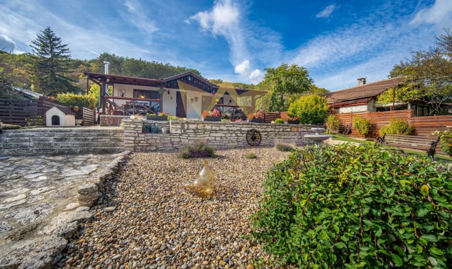 ✨ Уют и спокойствие в перфектния дом! ✨ -  - снимка 3 - Имоти Премиер