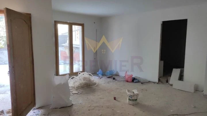 Агенция за недвижими имоти - Имоти Премиер - имот - 1023578, Цена: 165000 EUR