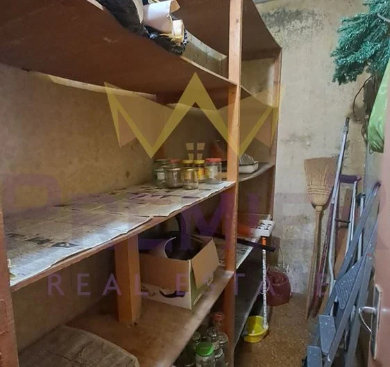Verkauf einer 3-Zimmer-Plattenbauwohnung im Stadtviertel Mladost, Varna - - snimka 11 - Imoti Premier