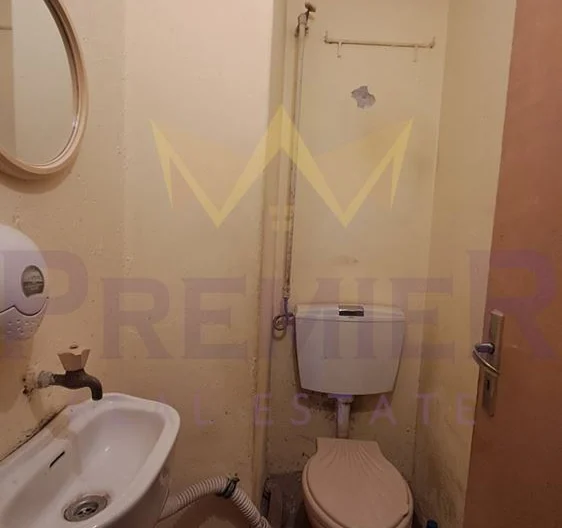 Verkauf einer 3-Zimmer-Plattenbauwohnung im Stadtviertel Mladost, Varna - - snimka 8 - Imoti Premier