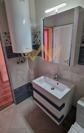 VIER-ZIMMER-WOHNUNG, VIERTEL ASPARUCHOWO -  - snimka 11 - Imoti Premier