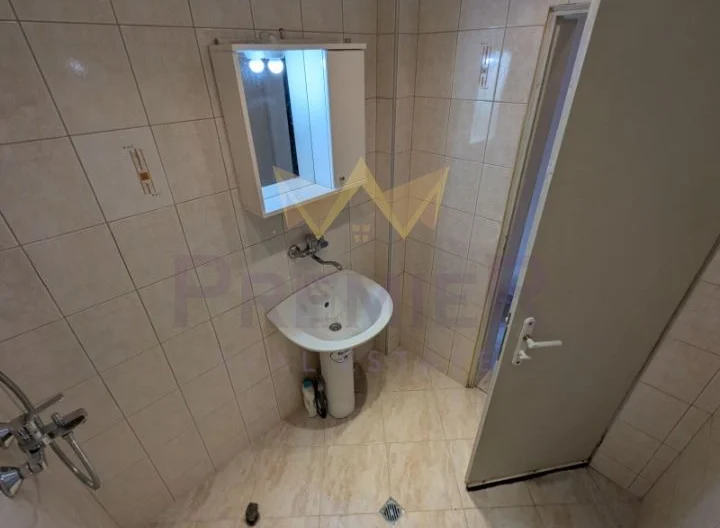 VIERZIMMERWOHNUNG, IDEALES ZENTRUM -  - snimka 15 - Imoti Premier