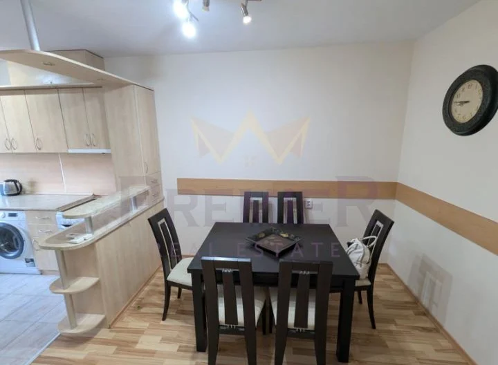 VIERZIMMERWOHNUNG, IDEALES ZENTRUM -  - snimka 5 - Imoti Premier