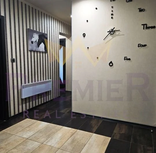 Vierzimmerwohnung, luxuriös möbliert, mit 2 Stellplätzen / Ortslage Manastirski Rid -  - snimka 14 - Imoti Premier
