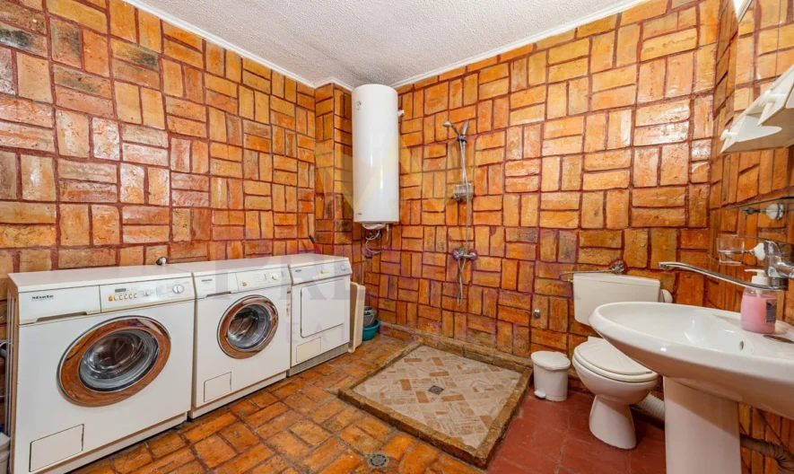 Вила Галата – Разработен бизнес - - снимка 25 - Имоти Премиер