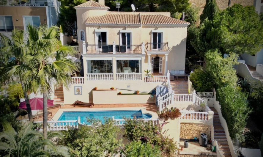 Вила в Altea, Alicante (3 спални, 2 бани) -  - снимка 1 - Имоти Премиер