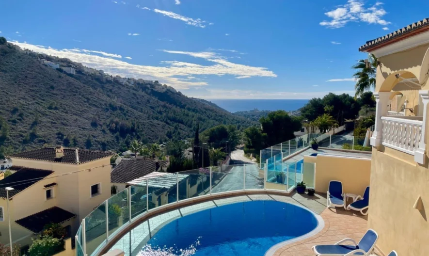 Вила в Benitachell, Alicante (4 спални, 4 бани) -  - снимка 1 - Имоти Премиер