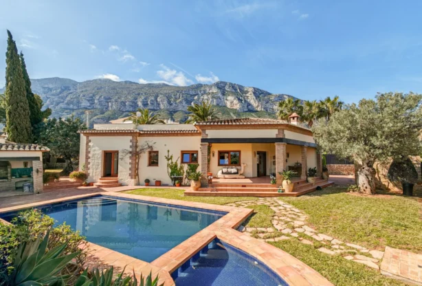 Агенция за недвижими имоти - Имоти Премиер - имот - 1242101, Цена: 875000 EUR