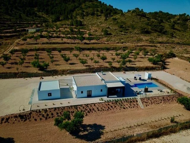 Вила в Hondón de los Fráiles, Murcia (3 спални, 2 бани) -  - снимка 1 - Имоти Премиер
