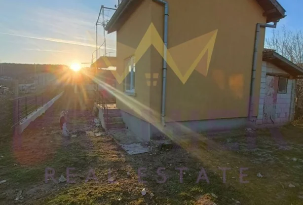 Агенция за недвижими имоти - Имоти Премиер - имот - 1036767, Цена: 176500 EUR