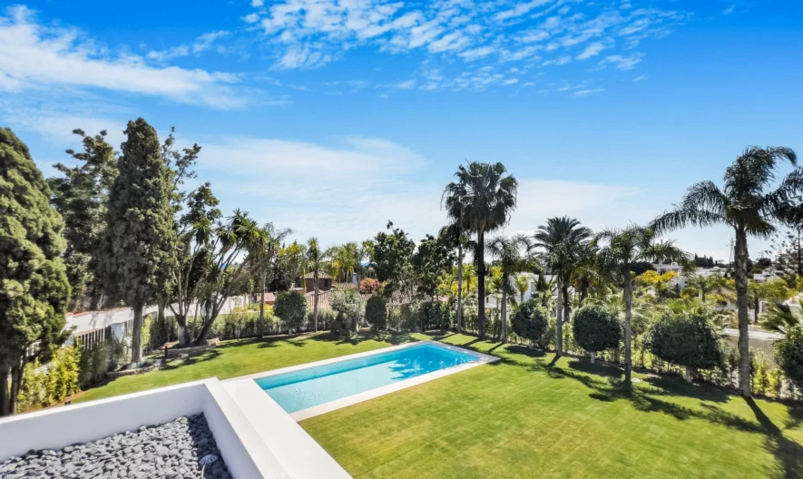 Вила в Marbella, Málaga (6 спални, 6 бани) -  - снимка 1 - Имоти Премиер