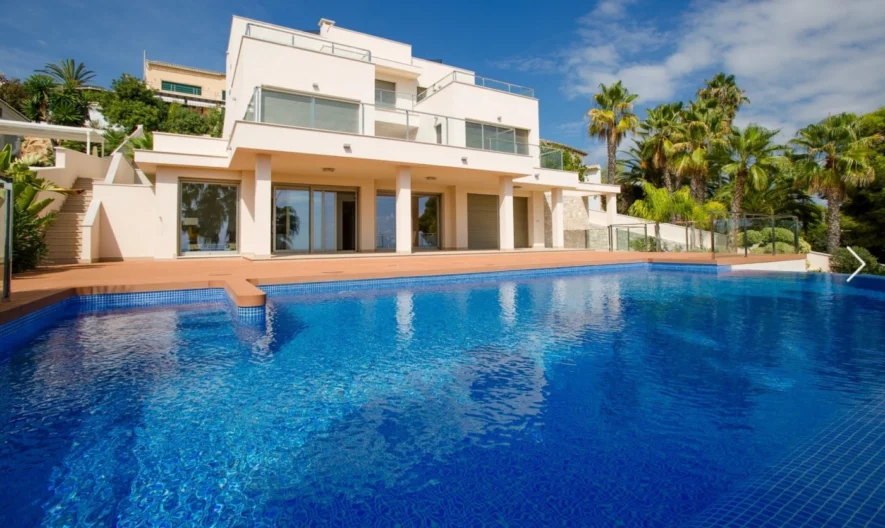 Вила в Moraira, Alicante (4 спални, 5 бани) -  - снимка 1 - Имоти Премиер