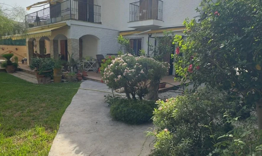 Вила в Orihuela Costa, Alicante (4 спални, 2 бани) -  - снимка 1 - Имоти Премиер