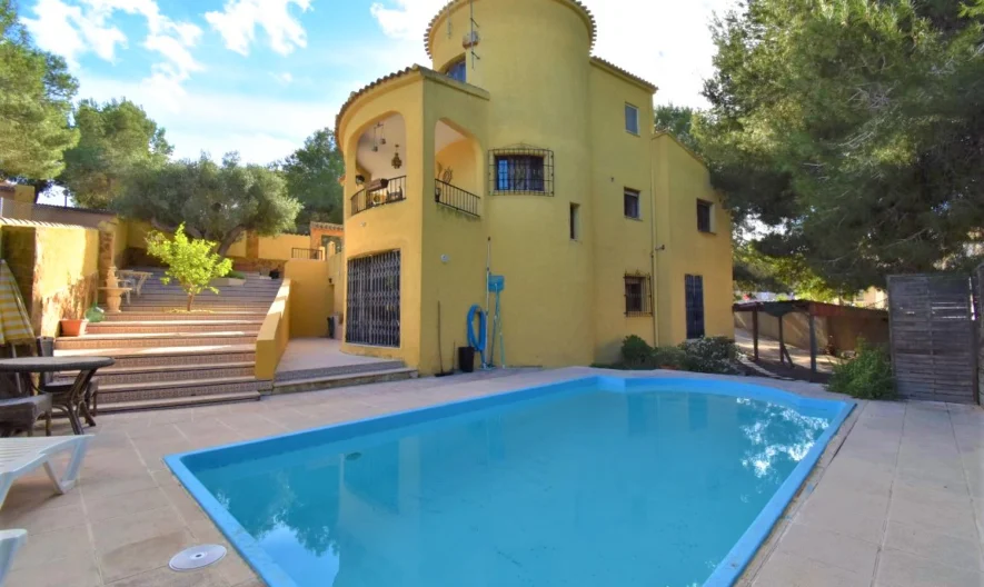 Вила в Orihuela Costa, Alicante (6 спални, 3 бани) -  - снимка 1 - Имоти Премиер