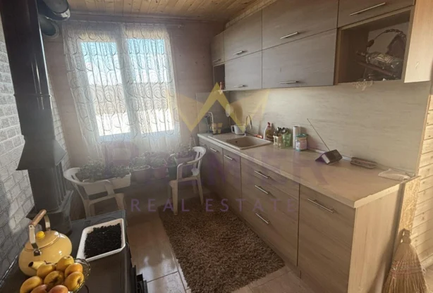 Агенция за недвижими имоти - Имоти Премиер - имот - 1258409, Цена: 85000 EUR