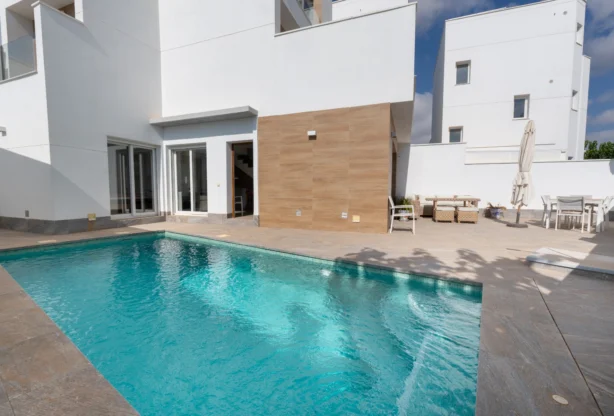 Агенция за недвижими имоти - Имоти Премиер - имот - 1238836, Цена: 395000 EUR