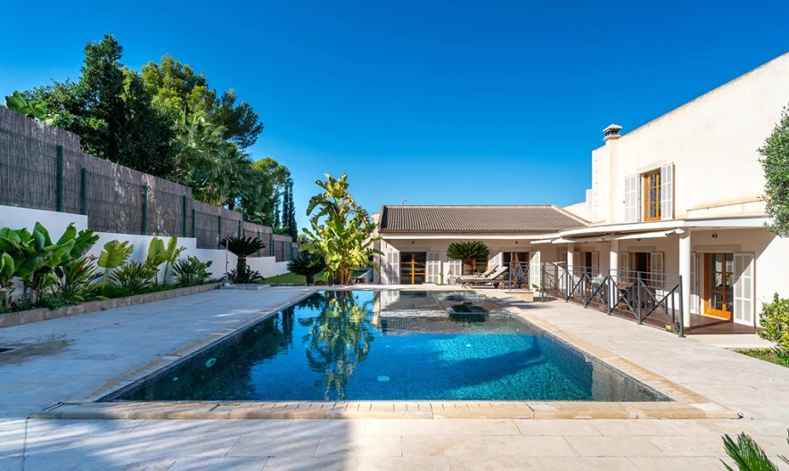 Вила в Santa Ponsa, Mallorca (5 спални, 3 бани) - - снимка 1 - Имоти Премиер