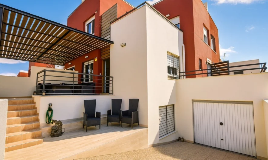 Villa in Algorfa, Alicante (3 bedrooms, 2 bathrooms) -  - snimka 1 - Imoti Premier