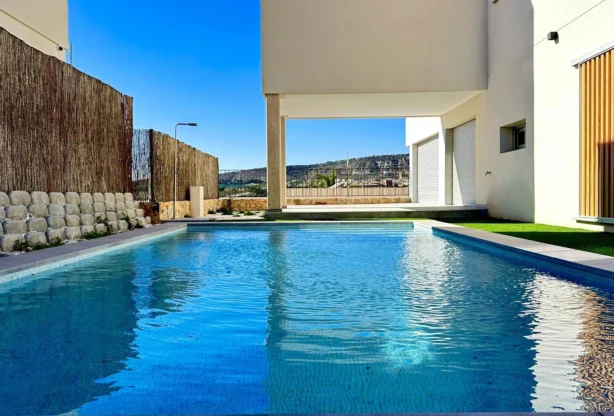 Агенция за недвижими имоти - Имоти Премиер - имот - 1210704, Цена: 659000 EUR