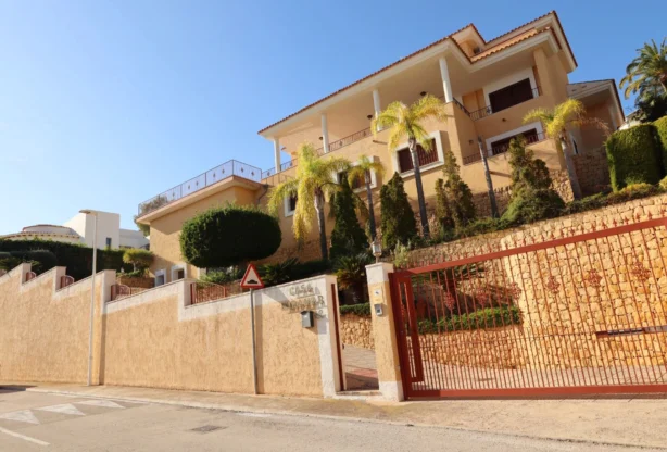 Real Estate Agency - Imoti Premier - imot - 1207808, Price: 1800000 EUR