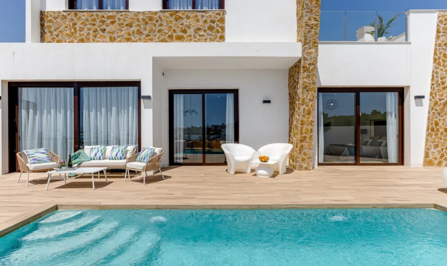 Villa in Benidorm, Alicante (3 bedrooms, 2 bathrooms) -  - snimka 1 - Imoti Premier