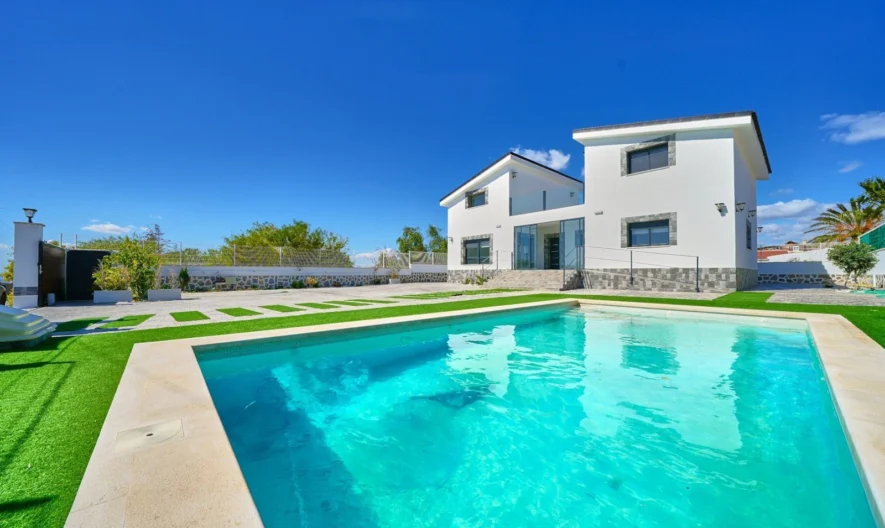 Villa in Busot, Alicante (4 Schlafzimmer, 3 Badezimmer) -  - snimka 1 - Imoti Premier