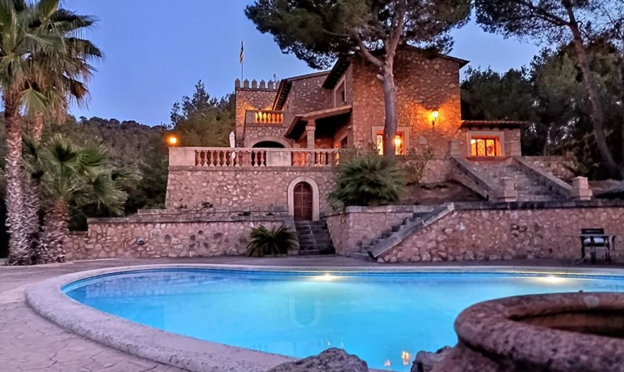 Villa in Cala Millor, Mallorca (5 Schlafzimmer, 6 Badezimmer) -  - snimka 1 - Imoti Premier