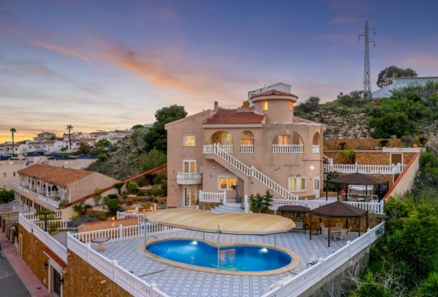 Immobilienagentur - Imoti Premier - imot - 1212111, Preis: 690000 EUR