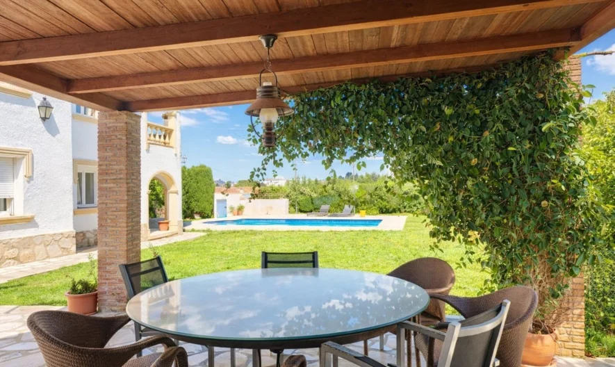 Villa in Denia, Alicante (3 bedrooms, 3 bathrooms) - - snimka 1 - Imoti Premier