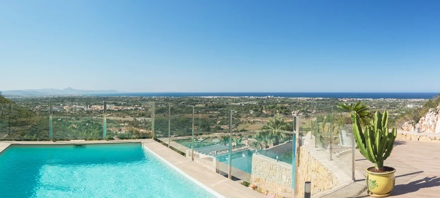 Villa in Dénia, Alicante (3 Schlafzimmer, 4 Badezimmer) - - snimka 1 - Imoti Premier