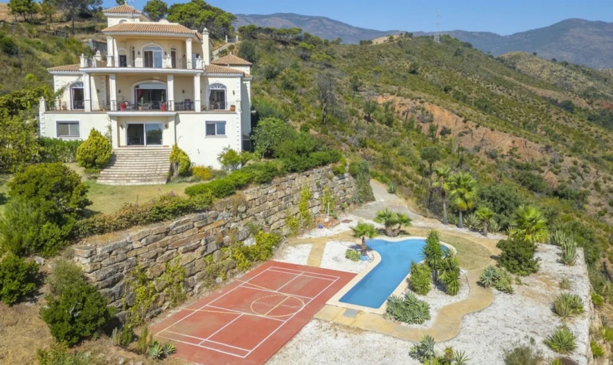 Villa in Estepona, Málaga (7 Schlafzimmer, 5 Badezimmer) -  - snimka 1 - Imoti Premier