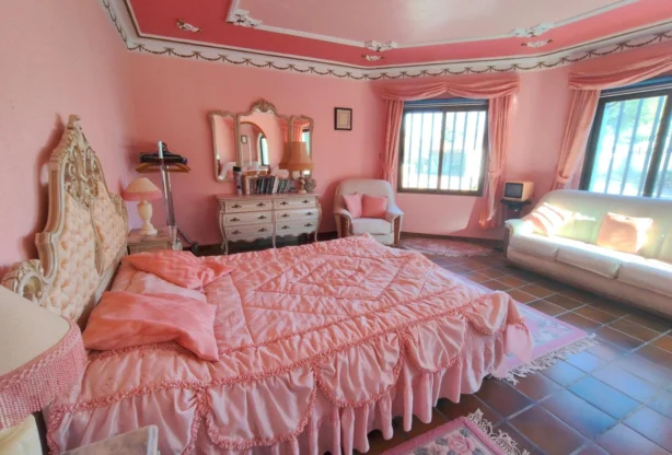 Real Estate Agency - Imoti Premier - imot - 1212746, Price: 1900000 EUR