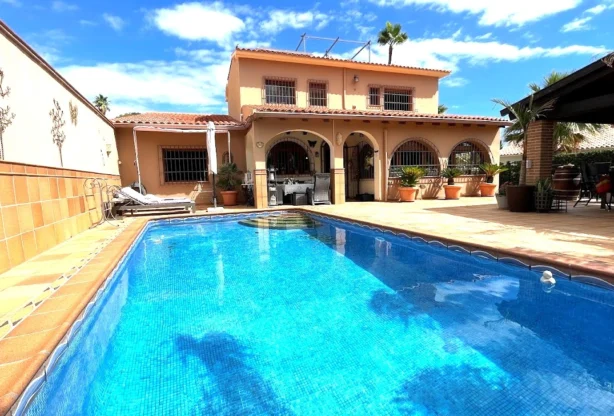 Агенция за недвижими имоти - Имоти Премиер - имот - 1209901, Цена: 899000 EUR