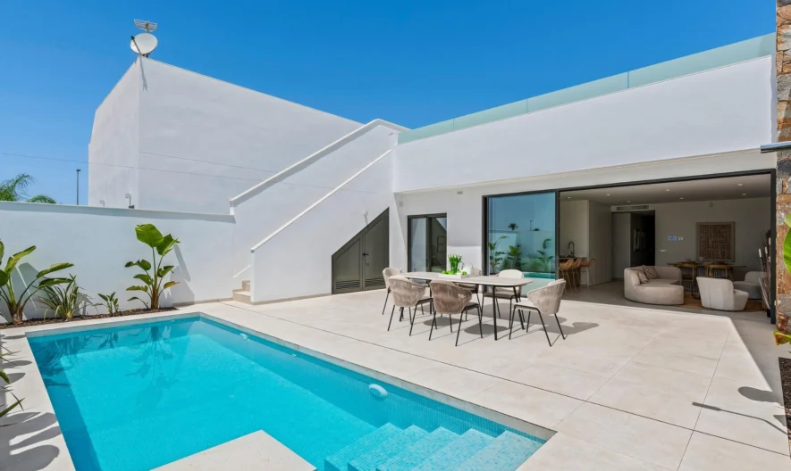 Villa in Los Alcázares, Murcia (3 Schlafzimmer, 2 Badezimmer) -  - snimka 1 - Imoti Premier
