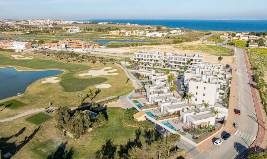 Villa in Los Alcázares, Murcia (3 Schlafzimmer, 2 Badezimmer) -  - snimka 1 - Imoti Premier