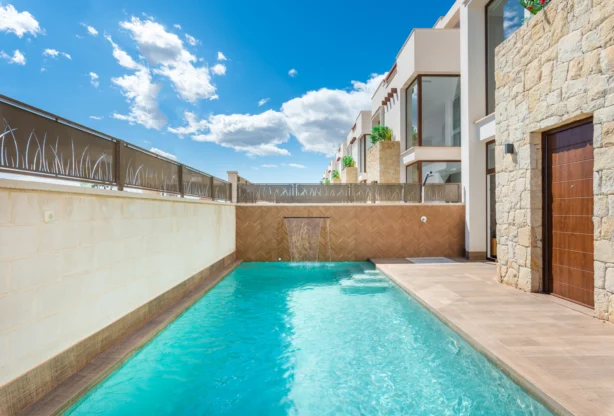 Агенция за недвижими имоти - Имоти Премиер - имот - 1210315, Цена: 485000 EUR