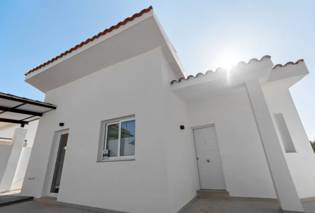 Агенция за недвижими имоти - Имоти Премиер - имот - 1212154, Цена: 750000 EUR