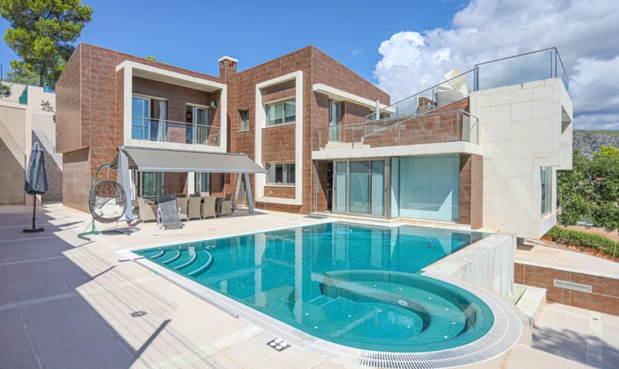 Villa in Palmanova, Mallorca (4 bedrooms, 4 bathrooms) - - snimka 1 - Imoti Premier