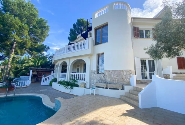 Real Estate Agency - Imoti Premier - imot - 1211320, Price: 2600000 EUR