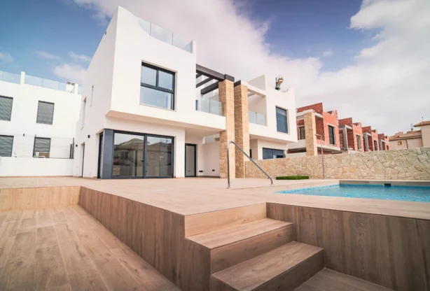 Агентство недвижимости - Имоти Премиер - имот - 1211523, Цена: 699900 EUR