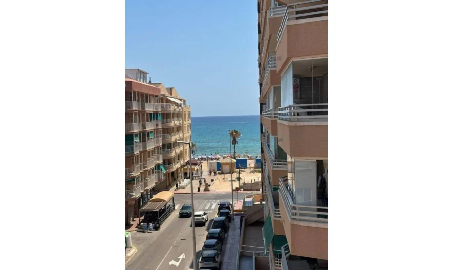 Wohnung in La Mata, Alicante (3 Schlafzimmer, 1 Badezimmer) -  - snimka 1 - Imoti Premier