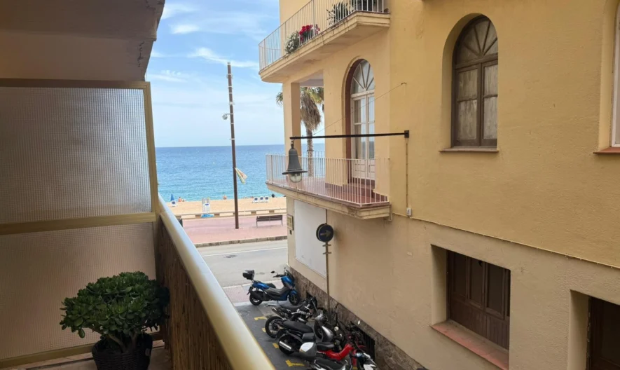 Wohnung in Lloret de Mar, Barcelona (2 Schlafzimmer, 1 Bad) -  - snimka 1 - Imoti Premier