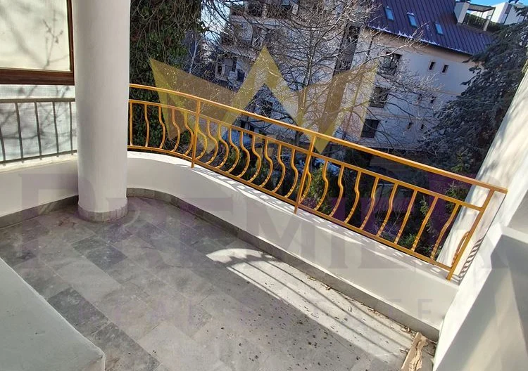 Южен 3-стаен до ключ в Бриз -  - снимка 13 - Имоти Премиер