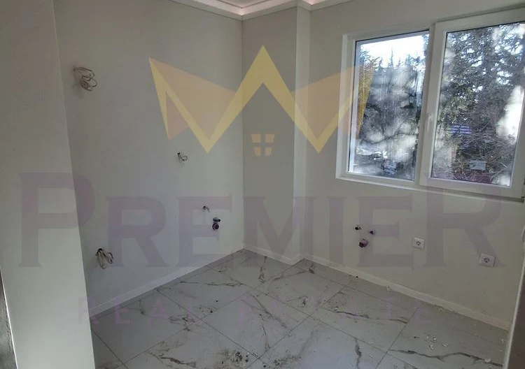 Южен 3-стаен до ключ в Бриз -  - снимка 3 - Имоти Премиер