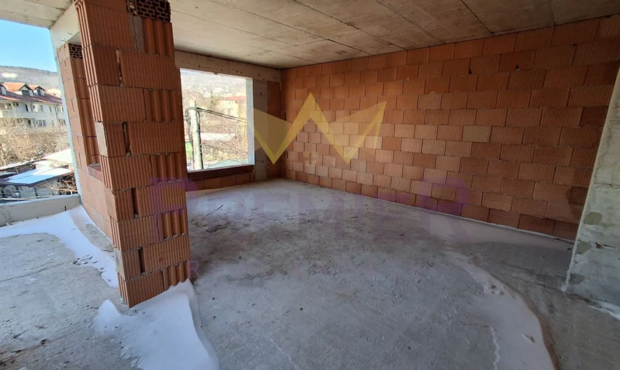 Южен тристаен апартамент Варна Изгрев на ТОП ЦЕНА -  - снимка 1 - Имоти Премиер