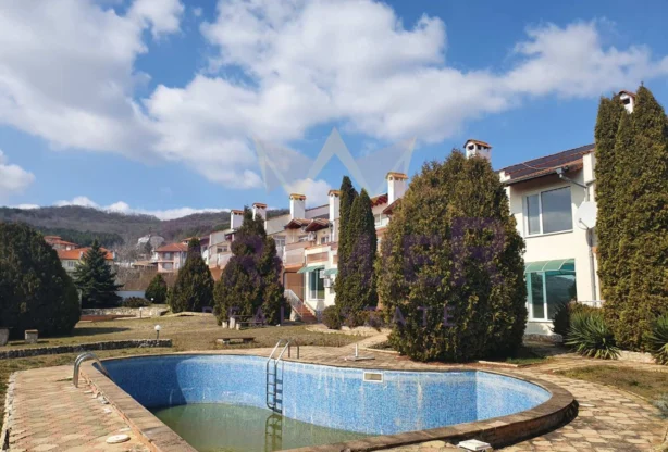 Агенция за недвижими имоти - Имоти Премиер - имот - 654995, Цена: 750000 EUR