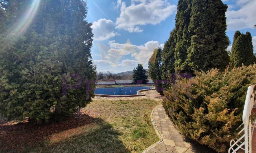 Затворен комплекс в с. Рогачево -  - снимка 3 - Имоти Премиер