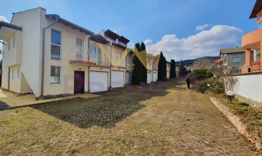 Затворен комплекс в с. Рогачево -  - снимка 5 - Имоти Премиер